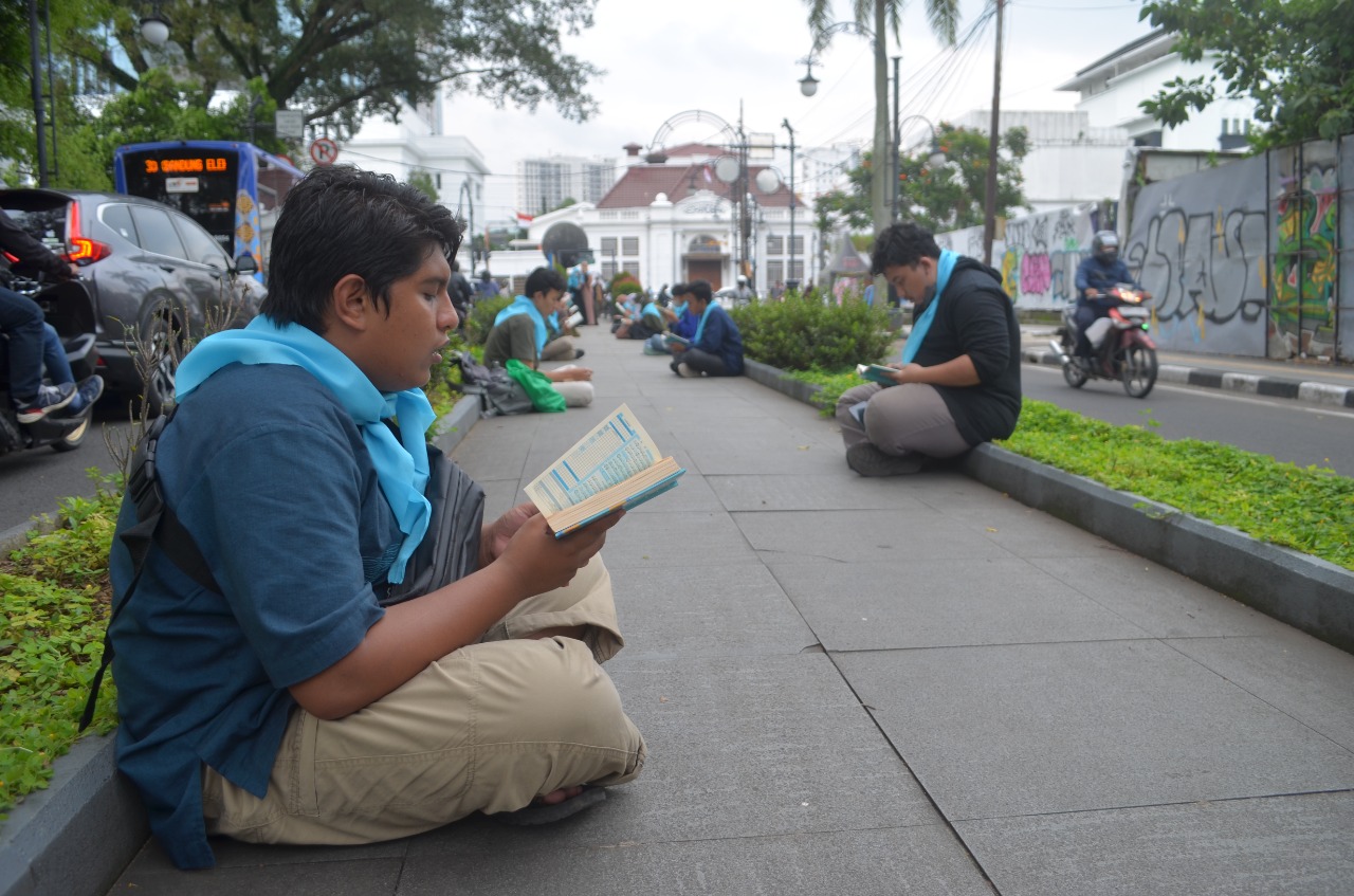 Peringati Nuzulul Qur'an, Rubin.id Adakan Gerakan Bandung Lautan Al-Quran 